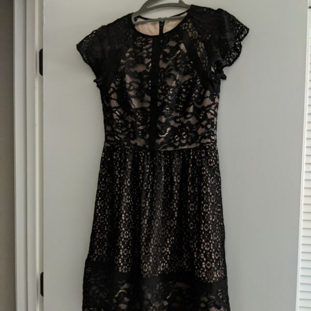 Dress - Picture 3 of 6